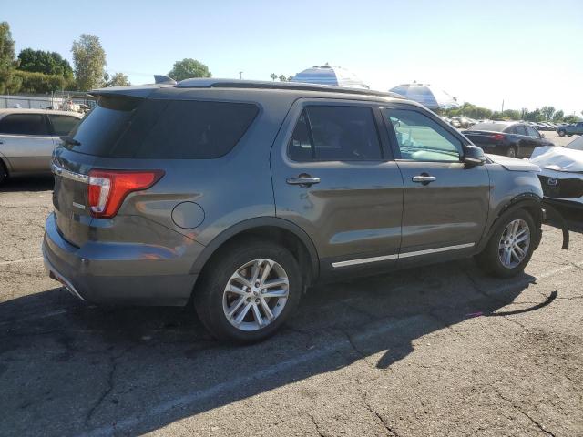 1FM5K7DHXHGA33983 - 2017 FORD EXPLORER XLT GRAY photo 3