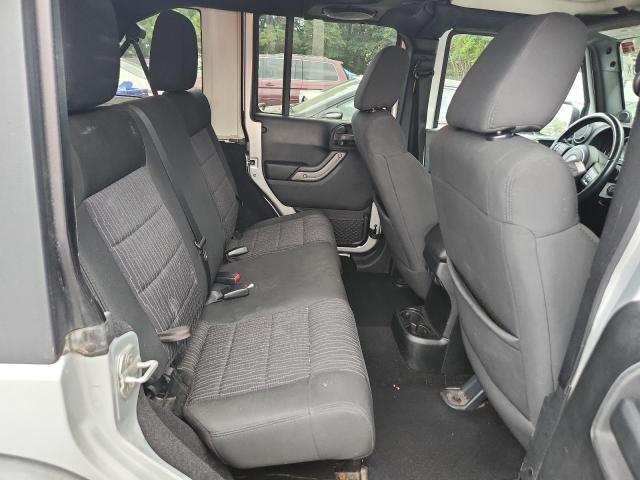 1C4HJWDG1CL197662 - 2012 JEEP WRANGLER U SPORT Srebrny zdjęcie 10