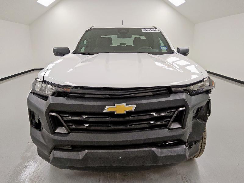 1GCGSBEC0R1126647 - 2024 CHEVROLET COLORADO WHITE photo 5