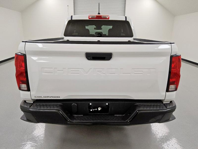 1GCGSBEC0R1126647 - 2024 CHEVROLET COLORADO WHITE photo 6
