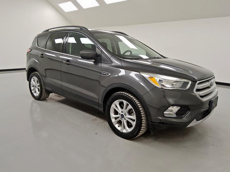 1FMCU9GD4JUB16192 - 2018 FORD ESCAPE SE GRAY photo 4