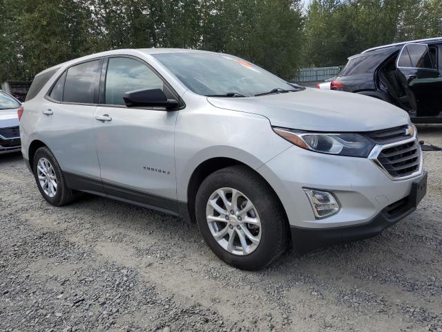 2GNAXHEV3J6167777 - 2018 CHEVROLET EQUINOX LS Күміс фото 4