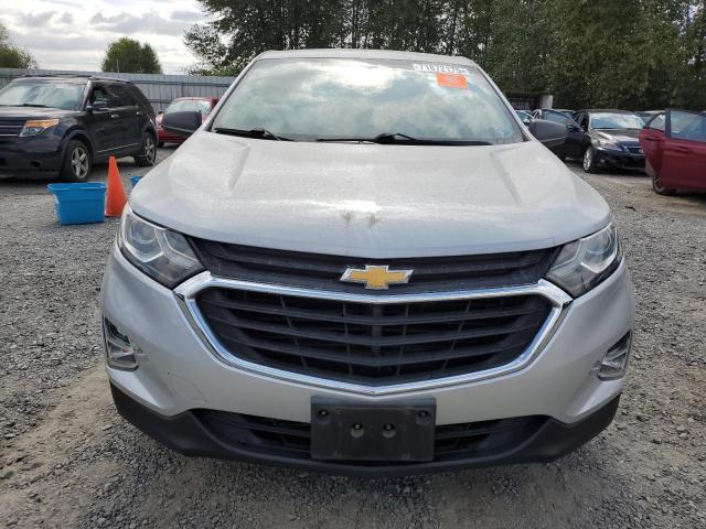 2GNAXHEV3J6167777 - 2018 CHEVROLET EQUINOX LS Күміс фото 5