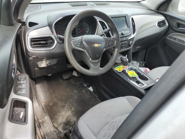 2GNAXHEV3J6167777 - 2018 CHEVROLET EQUINOX LS Күміс фото 8