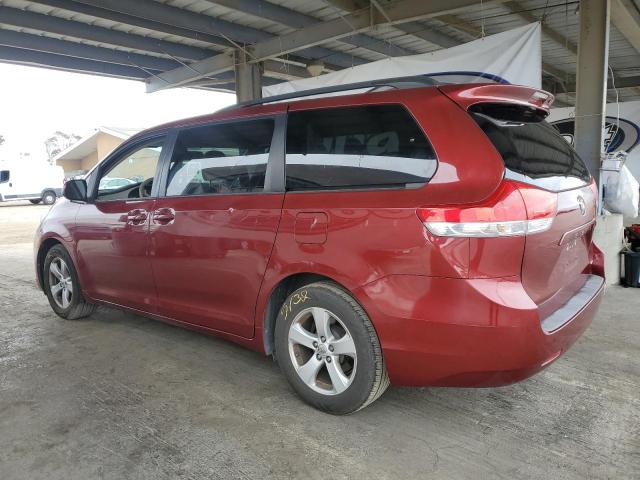 5TDKK3DC3DS397084 - 2013 TOYOTA SIENNA LE Bordo foto 2