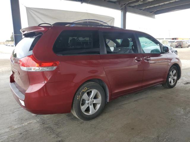 5TDKK3DC3DS397084 - 2013 TOYOTA SIENNA LE Bordo foto 3