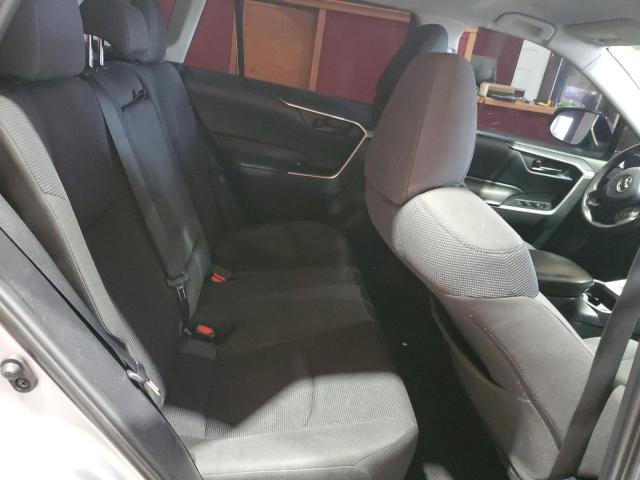 2T3F1RFV4KW064510 - 2019 TOYOTA RAV4 LE Gümüş foto 11