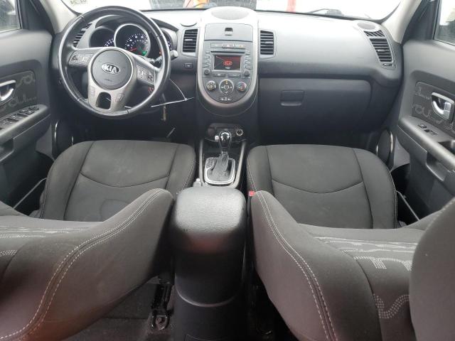 KNDJT2A63D7547237 - 2013 KIA SOUL + CREAM photo 8