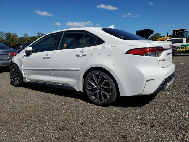 5YFS4RCE7LP023147 - 2020 TOYOTA COROLLA SE WHITE photo 2