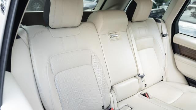 SALGS2SV8KA528XXX - 2019 LAND ROVER RANGE ROVE HSE WHITE photo 6