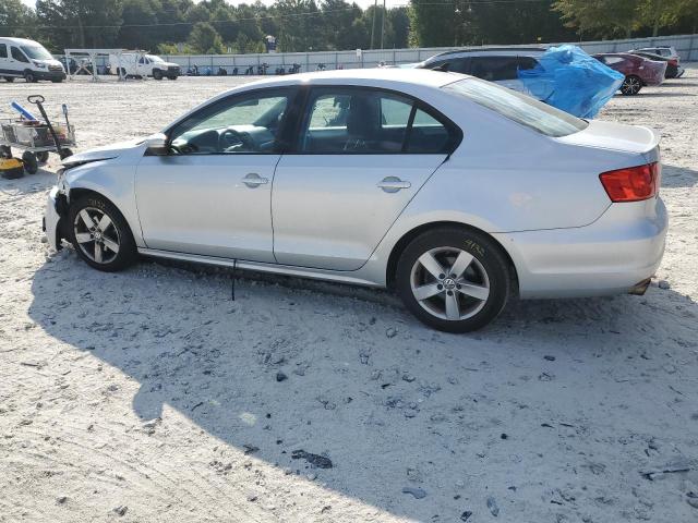 3VWLL7AJXBM062135 - 2011 VOLKSWAGEN JETTA TDI 银色 照片 2