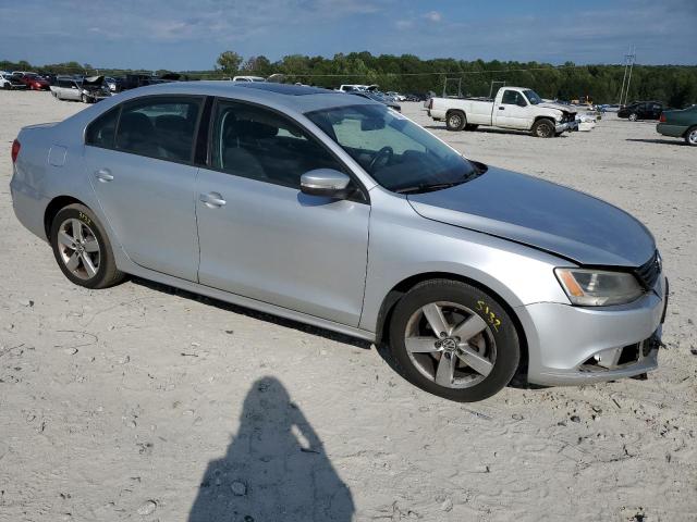 3VWLL7AJXBM062135 - 2011 VOLKSWAGEN JETTA TDI 银色 照片 4