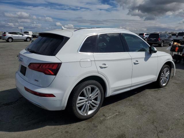 WA1BNAFY1K2109310 - 2019 AUDI Q5 PREMIUM PLUS WHITE photo 3