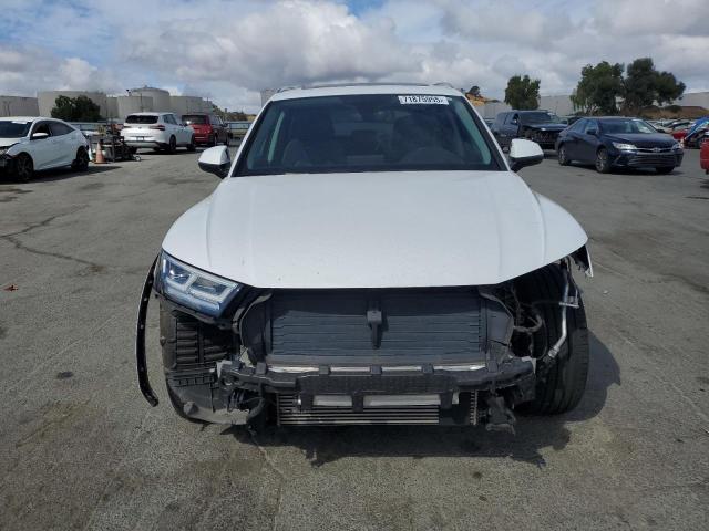 WA1BNAFY1K2109310 - 2019 AUDI Q5 PREMIUM PLUS WHITE photo 5