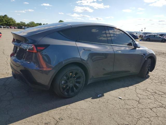5YJYGDEE1MF064632 - 2021 TESLA MODEL Y GRAY photo 3