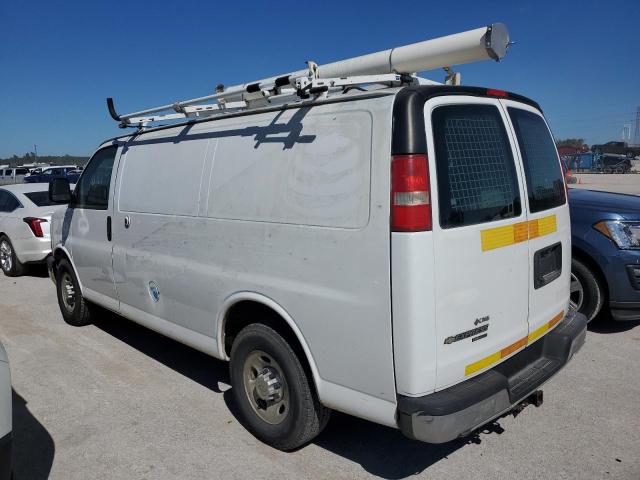 1GCWGFCB5E1114938 - 2014 CHEVROLET EXPRESS G2 WHITE photo 2