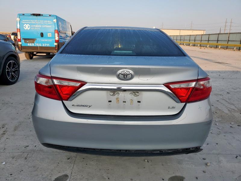 4T1BF1FK3HU805870 - 2017 TOYOTA CAMRY LE SILVER photo 6