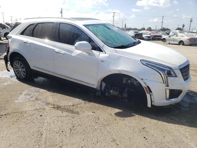 1GYKNCRS1KZ140695 - 2019 CADILLAC XT5 LUXURY WHITE photo 4