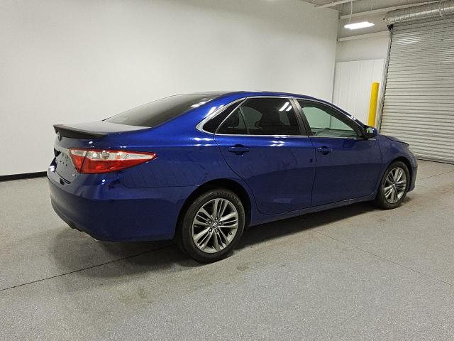 4T1BF1FK1GU610980 - 2016 TOYOTA CAMRY LE BLUE photo 3