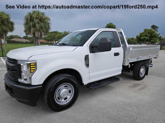 1FDBF2A65KEF66632 - 2019 FORD F250 SUPER DUTY WHITE photo 2