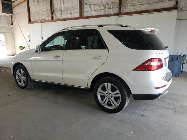 4JGDA5HBXDA115167 - 2013 MERCEDES-BENZ ML 350 4MATIC WHITE photo 2