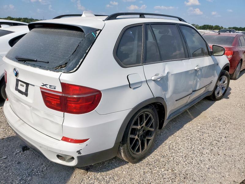 5UXZV4C54D0B24321 - 2013 BMW X5 XDRIVE35I Սպիտակ լուսանկար 3