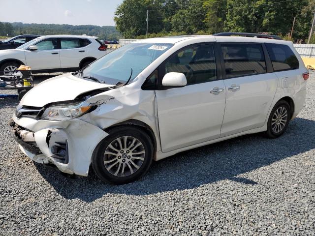 2019 TOYOTA SIENNA XLE, 