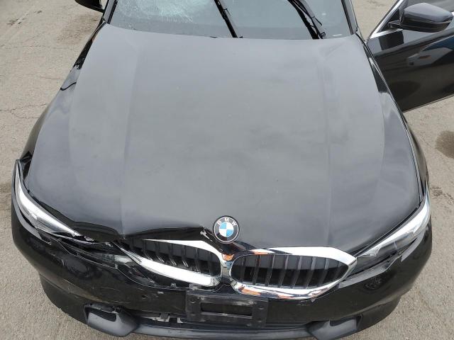 3MW5R1J01L8B15293 - 2020 BMW 330I BLACK photo 11