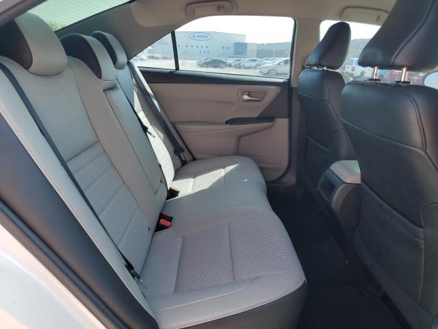 4T1BF1FK7HU317781 - 2017 TOYOTA CAMRY LE WHITE photo 10