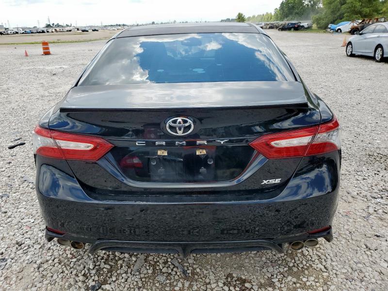 4T1B61HKXJU521381 - 2018 TOYOTA CAMRY XSE أسود صورة 6