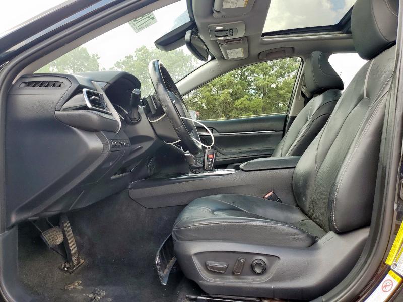 4T1B61HKXJU521381 - 2018 TOYOTA CAMRY XSE أسود صورة 7