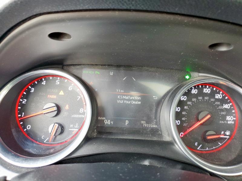 4T1B61HKXJU521381 - 2018 TOYOTA CAMRY XSE أسود صورة 9