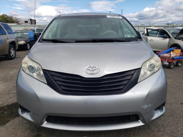 5TDKK3DC8BS009120 - 2011 TOYOTA SIENNA LE SILVER photo 5