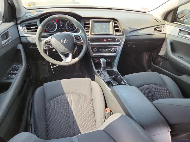 5NPE24AF4KH819819 - 2019 HYUNDAI SONATA SE ნაცრისფერი ფოტო 8