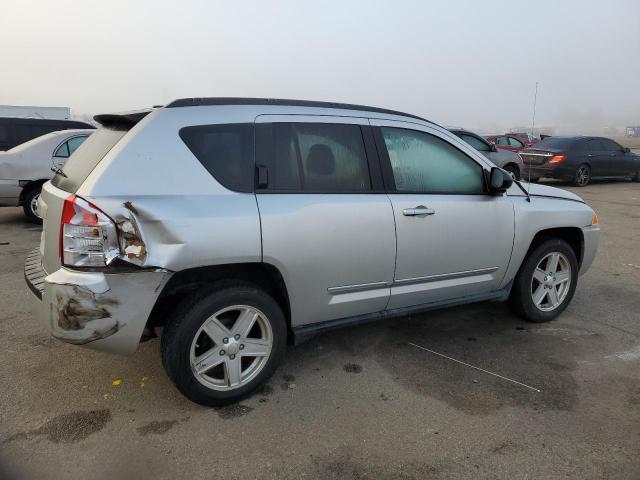 1J4NF4FB2AD502369 - 2010 JEEP COMPASS SPORT SILVER photo 3