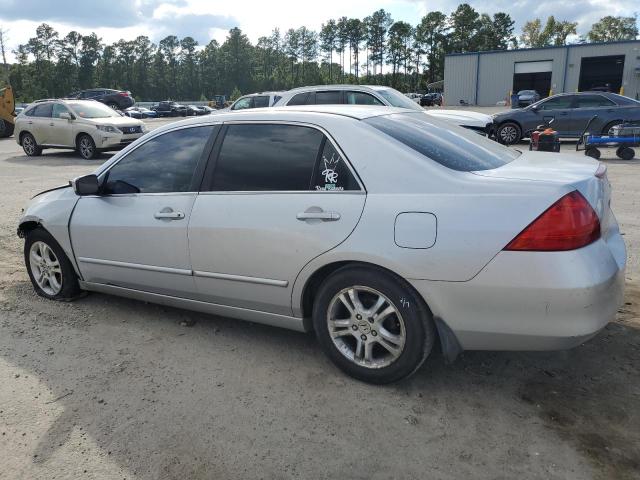 1HGCM56706A045608 - 2006 HONDA ACCORD EX SILVER photo 2