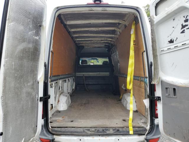 WD3PE8DDXGP184144 - 2016 MERCEDES-BENZ SPRINTER 2500 Weiß Foto 10