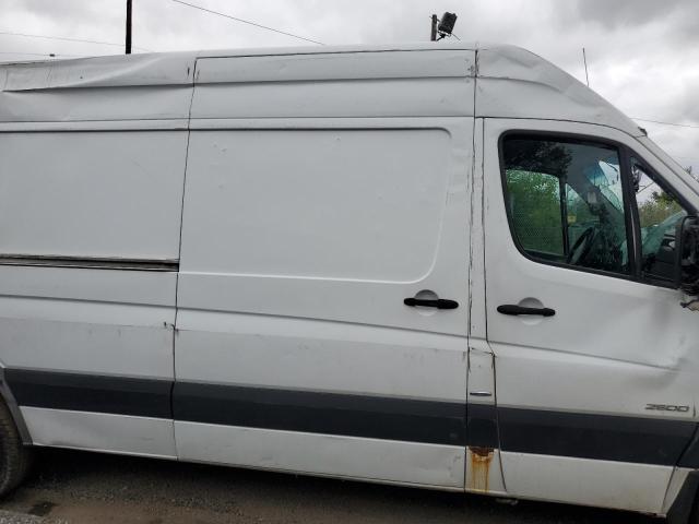 WD3PE8DDXGP184144 - 2016 MERCEDES-BENZ SPRINTER 2500 Weiß Foto 11