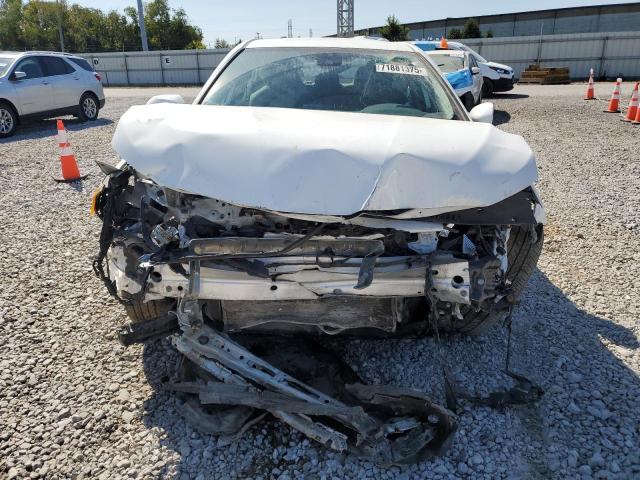 4T1G11AKXRU216473 - 2024 TOYOTA CAMRY SE NIGHT SHADE WHITE photo 5