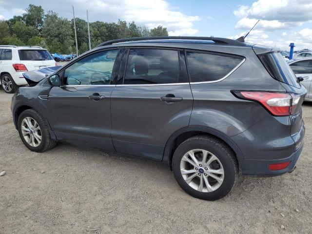 1FMCU9GD8JUC33273 - 2018 FORD ESCAPE SE ნაცრისფერი ფოტო 2