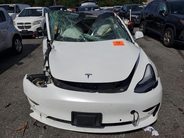 5YJ3E1EB6JF122475 - 2018 TESLA MODEL 3 白色 照片 5