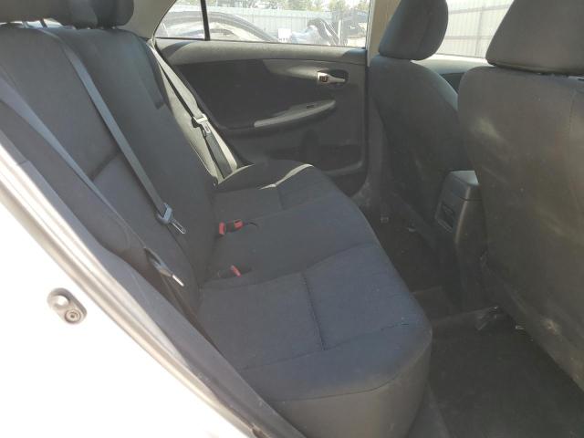 2T1BU4EE3AC527725 - 2010 TOYOTA COROLLA BASE WHITE photo 10