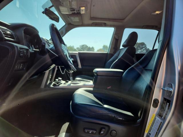 JTEBU5JR5E5192674 - 2014 TOYOTA 4RUNNER SR5 ვერცხლისფერი ფოტო 7