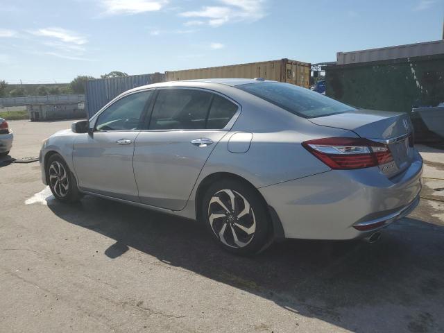 1HGCR3F86HA045663 - 2017 HONDA ACCORD EXL SILVER photo 2