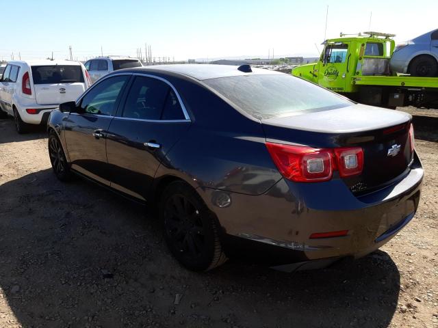 1G11H5SA1DF306717 - 2013 CHEVROLET MALIBU LTZ رمادي صورة 2