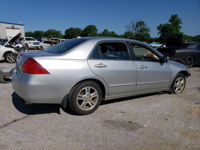 1HGCM56817A020694 - 2007 HONDA ACCORD EX SILVER photo 3