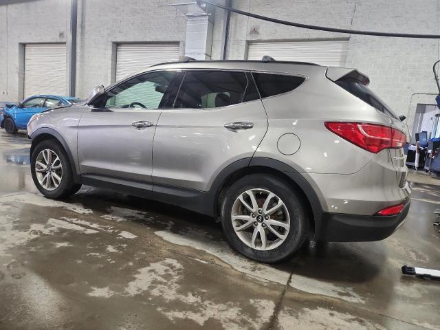 5XYZUDLA2GG306094 - 2016 HYUNDAI SANTA FE S TAN photo 2