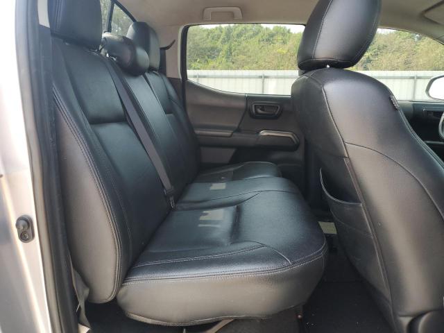 3TMAZ5CN2GM001575 - 2016 TOYOTA TACOMA DOUBLE CAB Gümüş foto 10