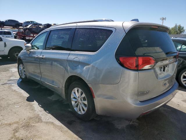 2C4RC1BG7KR581455 - 2019 CHRYSLER PACIFICA TOURING L SILVER photo 2