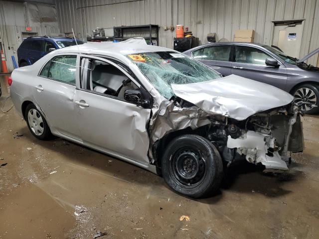1NXBU4EE8AZ312985 - 2010 TOYOTA COROLLA BASE SILVER photo 4